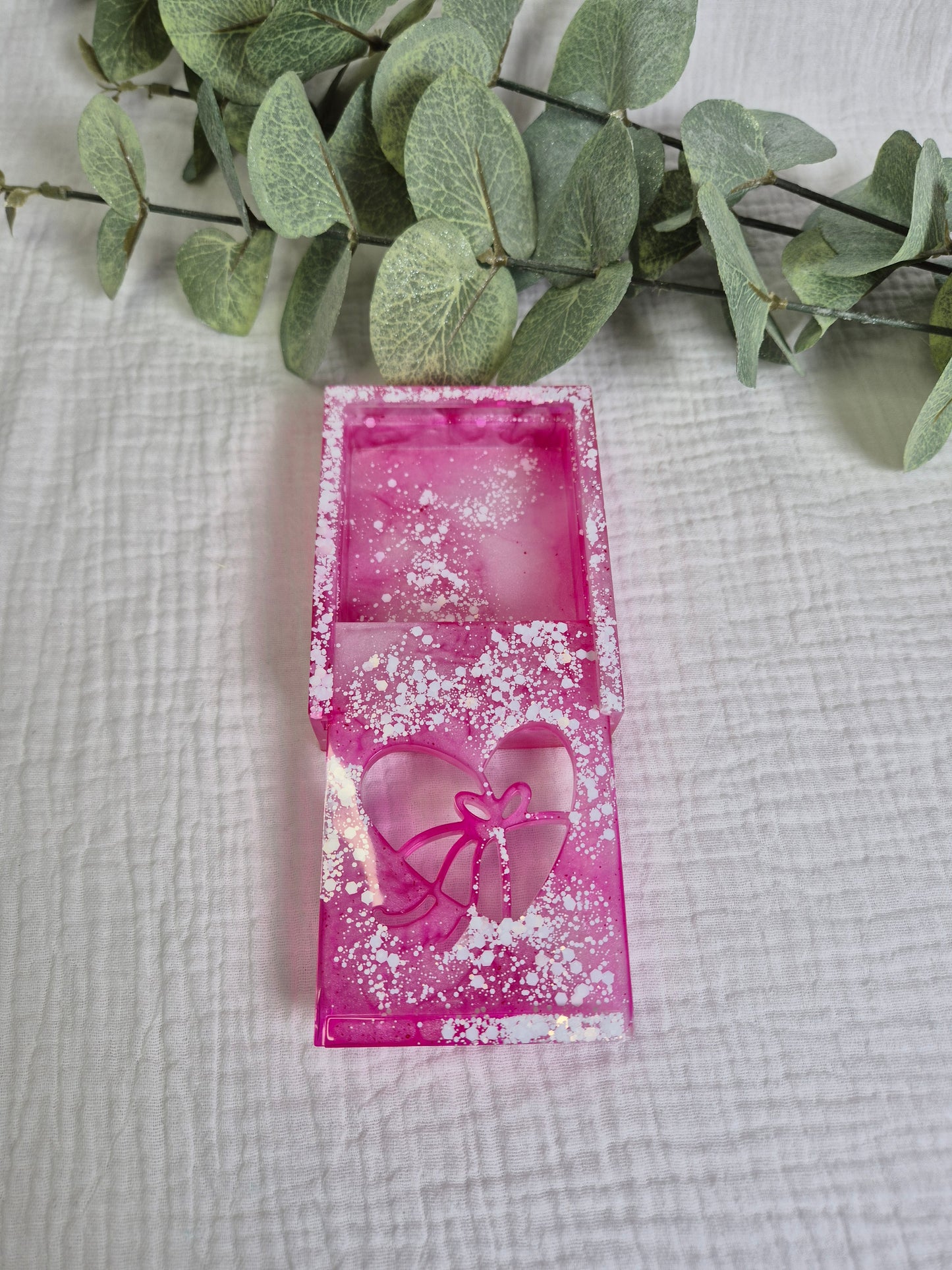 Aufbewahrungsbox mit Schiebedeckel in verschiedenen Varianten