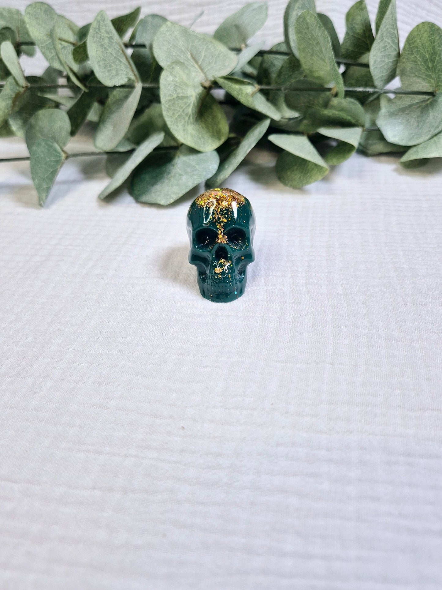 Dekofigur "Totenkopf" in verschiedenen Varianten
