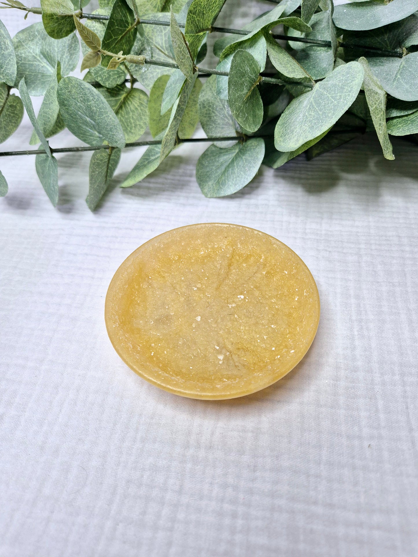 Schale in Kristalloptik in verschiedenen Varianten