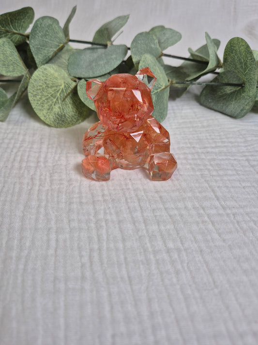 Figur "Bär" mit getrockneten Hortensien